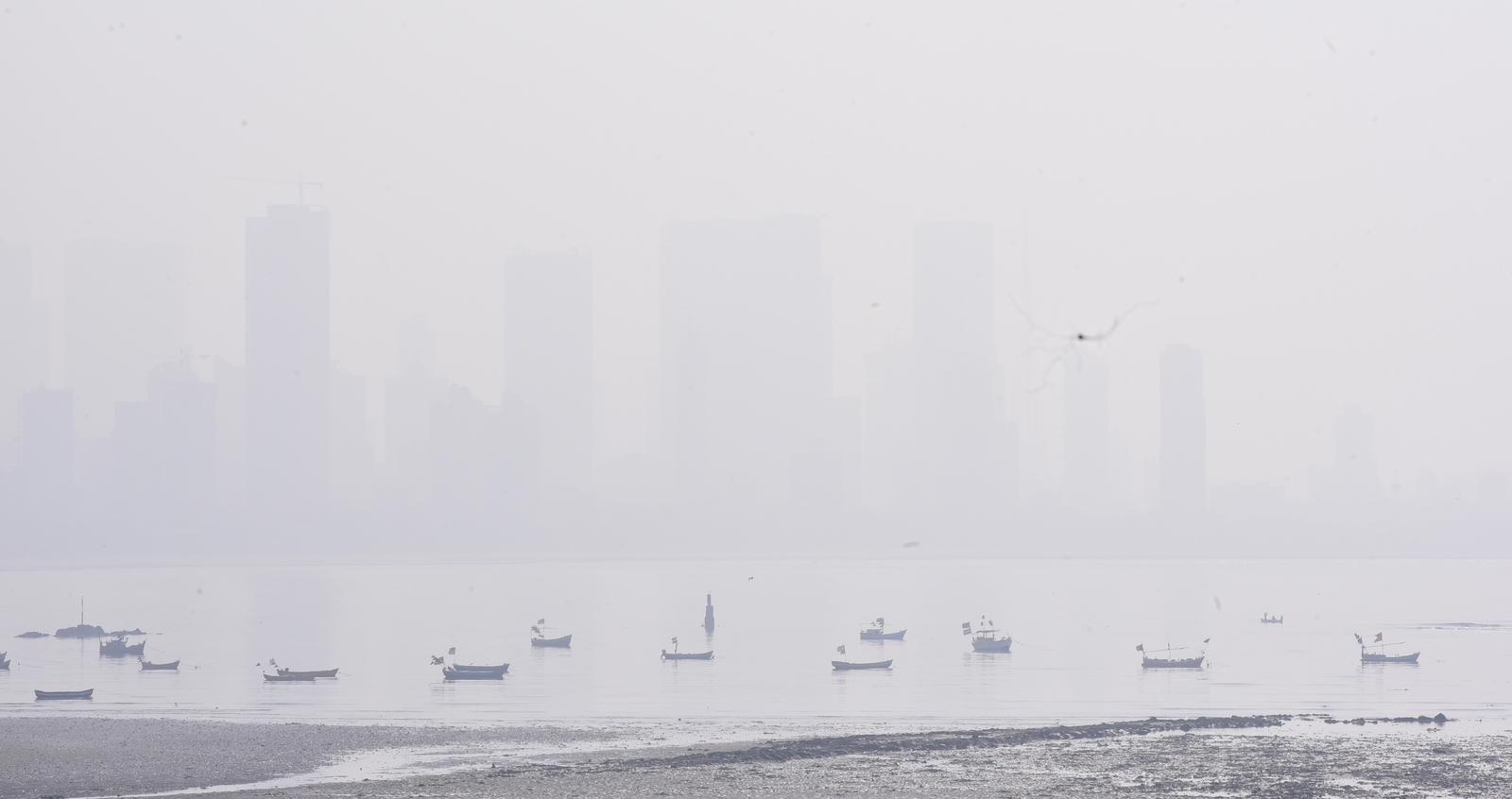 Meanwhile, the city recorded a minimum temperature of 18.8 degrees Celsius. According to the India Meteorological Department (IMD), the day will remain clear on Thursday